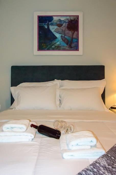 Cozy And Comfortable In Center Athens